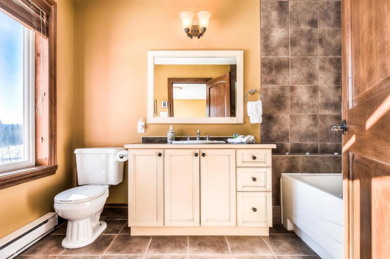 House On The Golf La Bte -10Min To Tremblant 150 Villa Монт-Тремблант Екстериор снимка